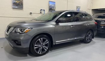 2017 Nissan Pathfinder Platinum full